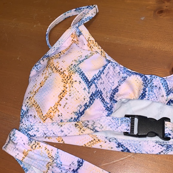 Shein 2 piece Bikini Swim Wear Size Medium Pink Blue Snake Skin Print Cheeky - Picture 4 of 12